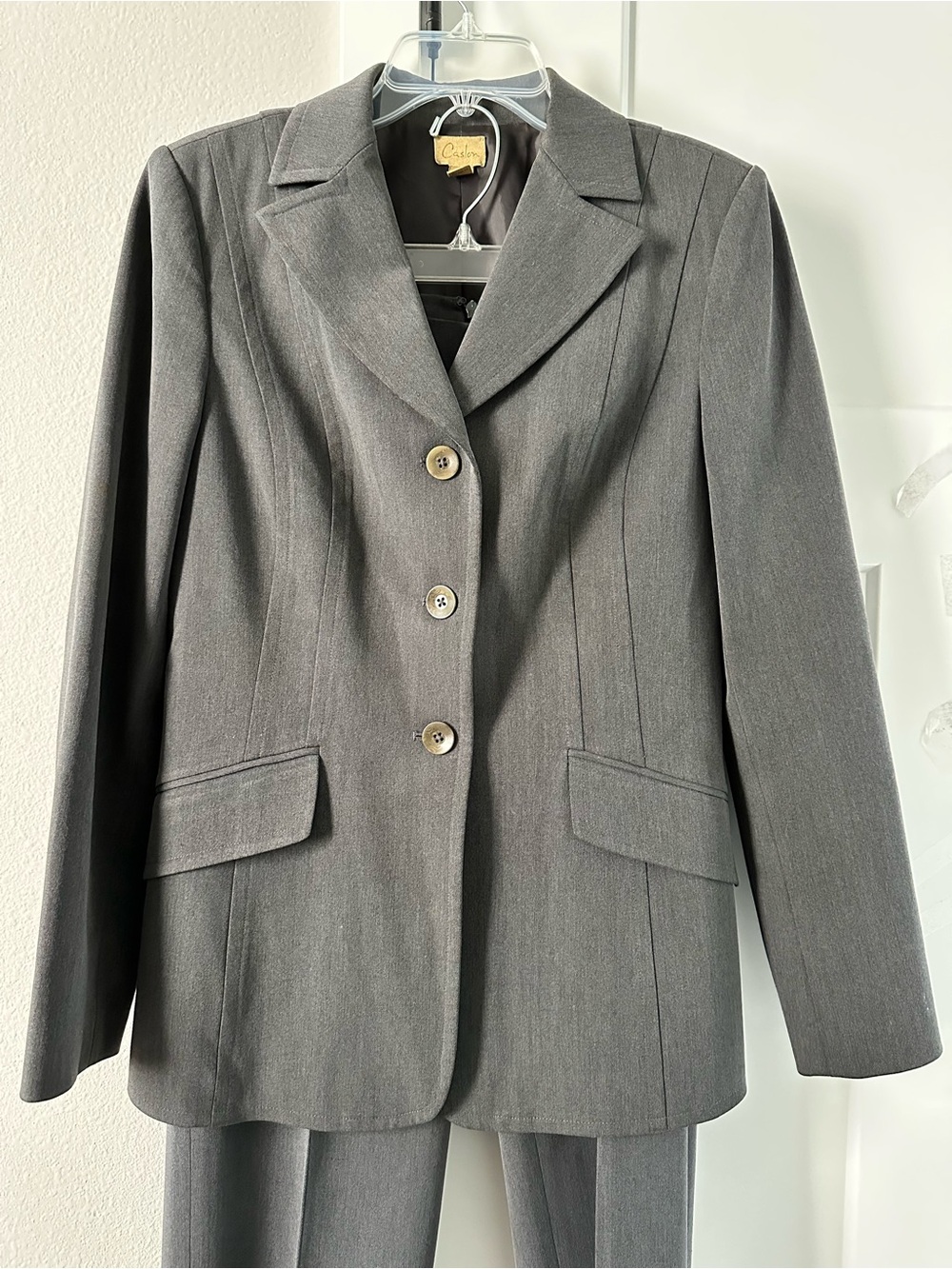 Caslon Charcoal Gray Two-Piece Tailored Pantsuit size 6 - Picture 3 of 16